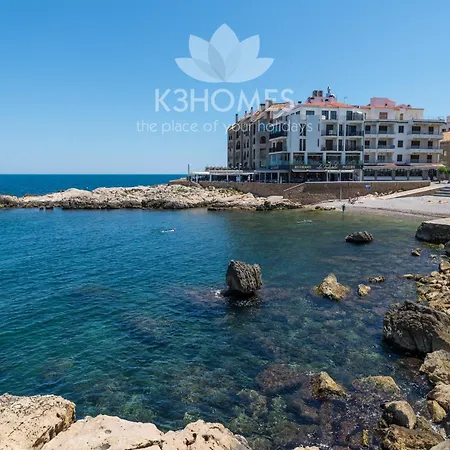 In L Escala Apartment