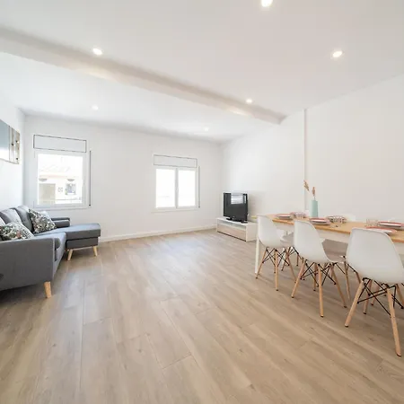 In L Escala Apartment